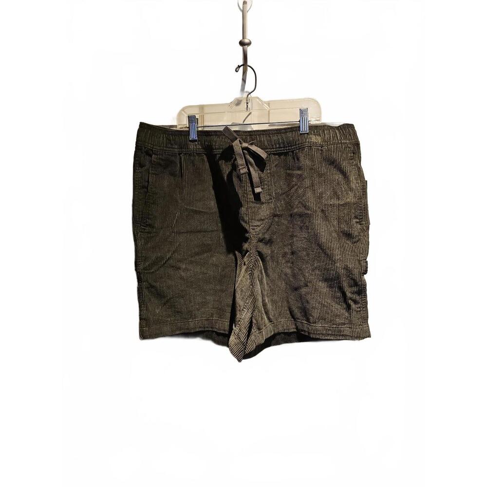 Original use olive green ribbed utility shorts size L
